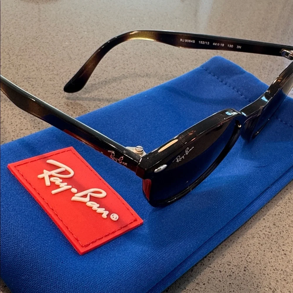 🆕 Ray-Ban Junior Sunglasses 🕶️ - Picture 8 of 8